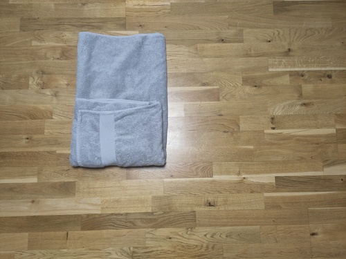 \includegraphics[width=0.7\textwidth ]{towel_5}
